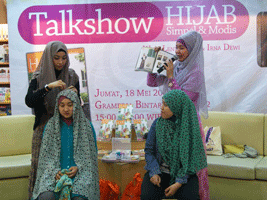 Talkshow Hijab Simpel & Modis